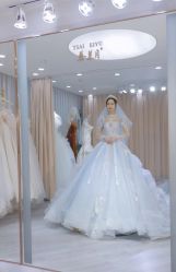 -台湾蔡美月婚纱租赁