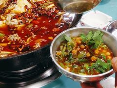 -鸿顺老铁锅美蛙鱼府(解放碑店)