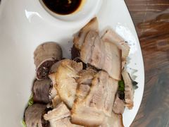 -鸿运美食府