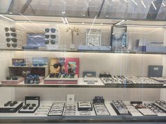 -世纪大明眼镜·林德伯格·蔡司官方授权店(武昌旗舰店)