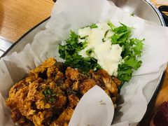 炸鸡-江南猪肉商会无限续吃(弘大店)