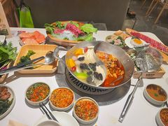 招牌牛腩鸳鸯锅-左庭右院鲜牛肉火锅(七宝领展广场店)