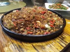 -钟掌勺忘不了地道湘菜(新天地假日广场店)