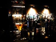 -Whisper Bar 