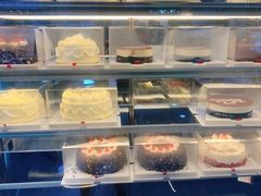 -红宝石·鲜奶小方·海派西点房(南翔店)