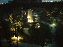 -上海滴水湖皇冠假日酒店