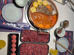 -牛村来人潮汕牛肉火锅(西单店)