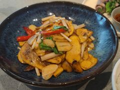 -半山腰·云南菜(侨福芳草地店)