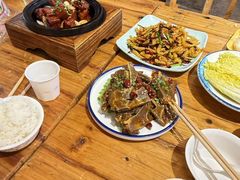 -霄汉牛三鲜湖北砂锅菜(万松园2店)
