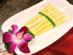 -小天鹅火锅·一线江景洪鼎旗舰店(洪崖洞店)