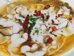 -溪雨观酸菜鱼(莘松路店)