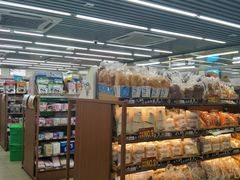 -全家便利店(莲花池东路店)