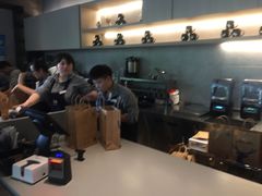 -瑞幸咖啡(怡富广场店)