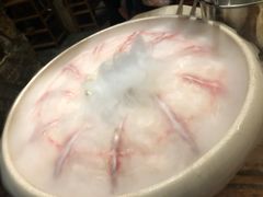 -老牌坊云南鱼豆花火锅(嵩山店)