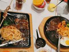 -豪享来(我格广场店)