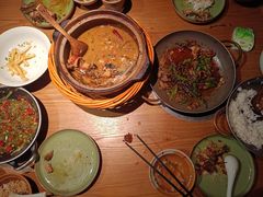 灶膛罐罐牛腩-吃饭皇帝大(合生汇店)