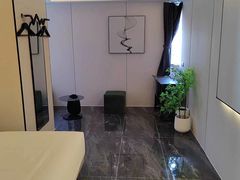 -成都ins星空塔酒店(春熙路天府广场店)