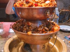 -沪小二炭火蛙锅(淮海中路美食不夜城店)