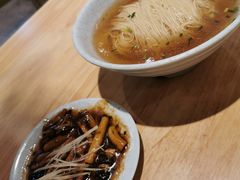-朱鸿兴面馆(镇湖店)