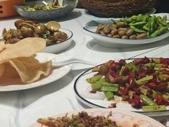 -嗨辣小聚·盘锦河蟹·海鲜烧烤龙虾(盘锦十年好店)