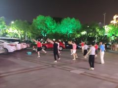 -龙虾风暴(松江店)