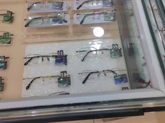 -宝岛眼镜(德阳南街店)