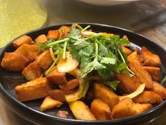 馕炒肉-塔哈尔·新疆盛宴(城西银泰店)