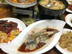 -艳阳天酒店(五里新村店)