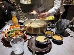 -罗勒家·养生火锅· Bistro(大望路店)