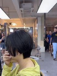 -88潮牌造型烫发·染发