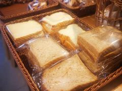 -玥儿弯弯手作烘焙(中海国际社区御城店)