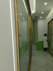 -苗医生专业祛痘·皮肤管理