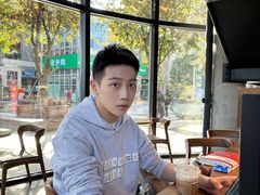 -星巴克(武汉金色港湾店)
