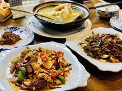 -缘来聚·徽菜名店(黄山宏村店)