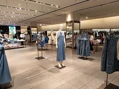 -ZARA(凯德乐峰广场店)