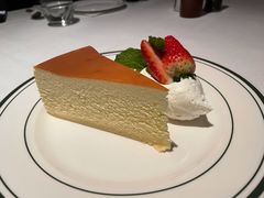 芝士蛋糕-Wolfgang’s Steakhouse 沃夫冈牛排馆(上海白玉兰广场店)