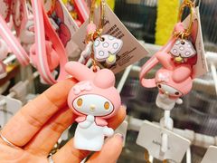 -名创优品(山东青岛市新业广场店)