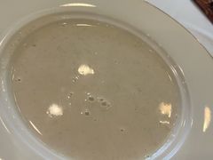 奶油蘑菇汤-小白桦西餐厅