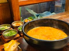 -银米·云南传统过桥米线(双廊黑金冠店)