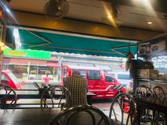 -Dang restaurant (patong phuket)