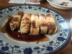 -炉小二铜锅牛蛙•川湘菜(三里屯店)