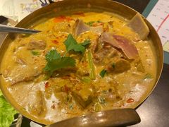越式咖喱牛腩煲-大头虾越式风味餐厅(光明广场店)