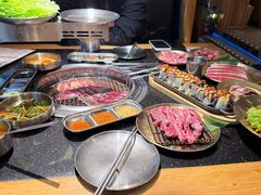 -韩烧牛中牛·甄选黑牛烤肉(黑金店)