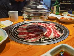 特级雪花牛肉-唯成•韩国炭火烤肉 유성고기