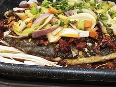 -鱼众不同·鸡公煲·烤全鱼(国顺路店)