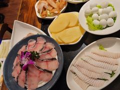-周师兄大刀腰片火锅(洪崖洞旗舰店)