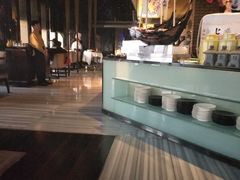-唐拉雅秀酒店-西锦汇空中BBQ·思创餐厅