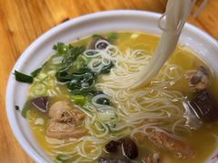 -文山荷鲜居(翠湖店)