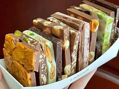 -Laderach 莱德拉(上海环贸iapm店)