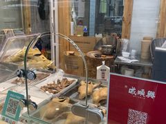 面包甜点陈列柜-戚顺兴盐水鸭(新街口明瓦廊店)